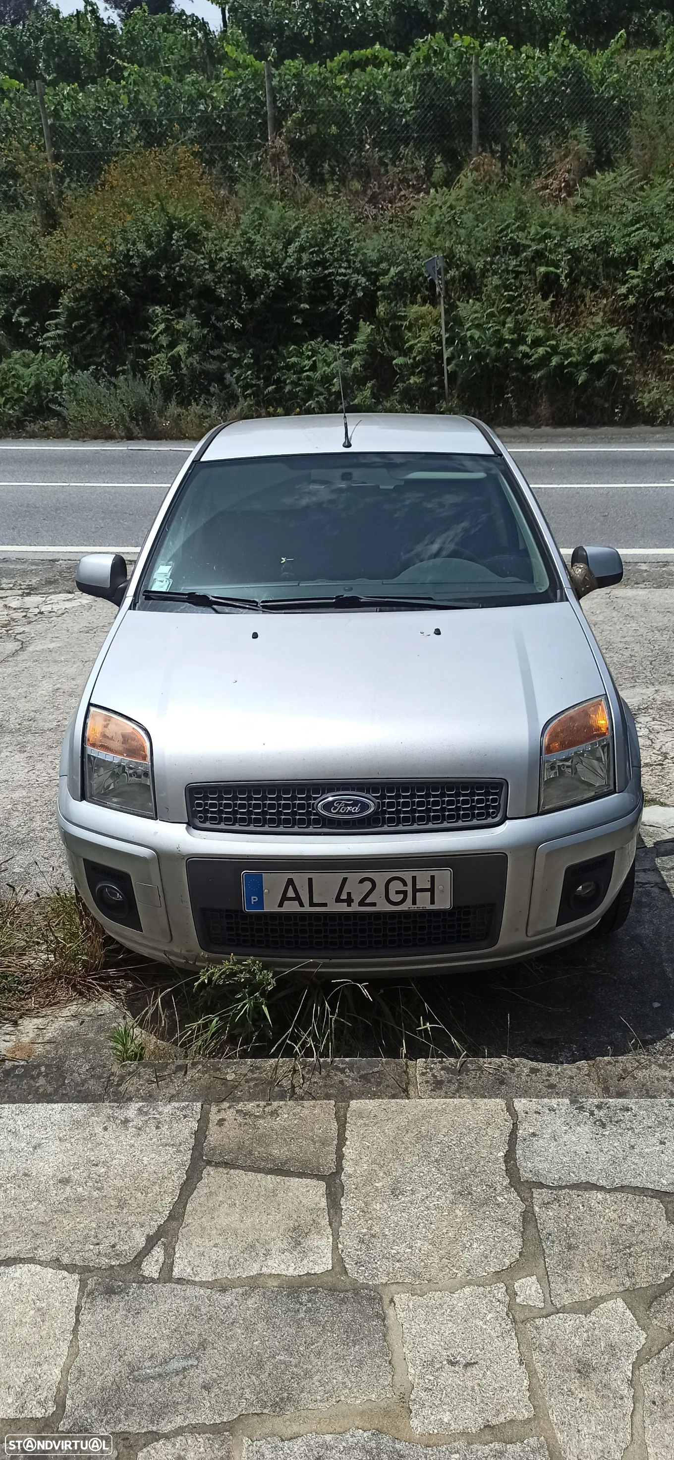 Ford Fusion 1.4 TDCI + - 4