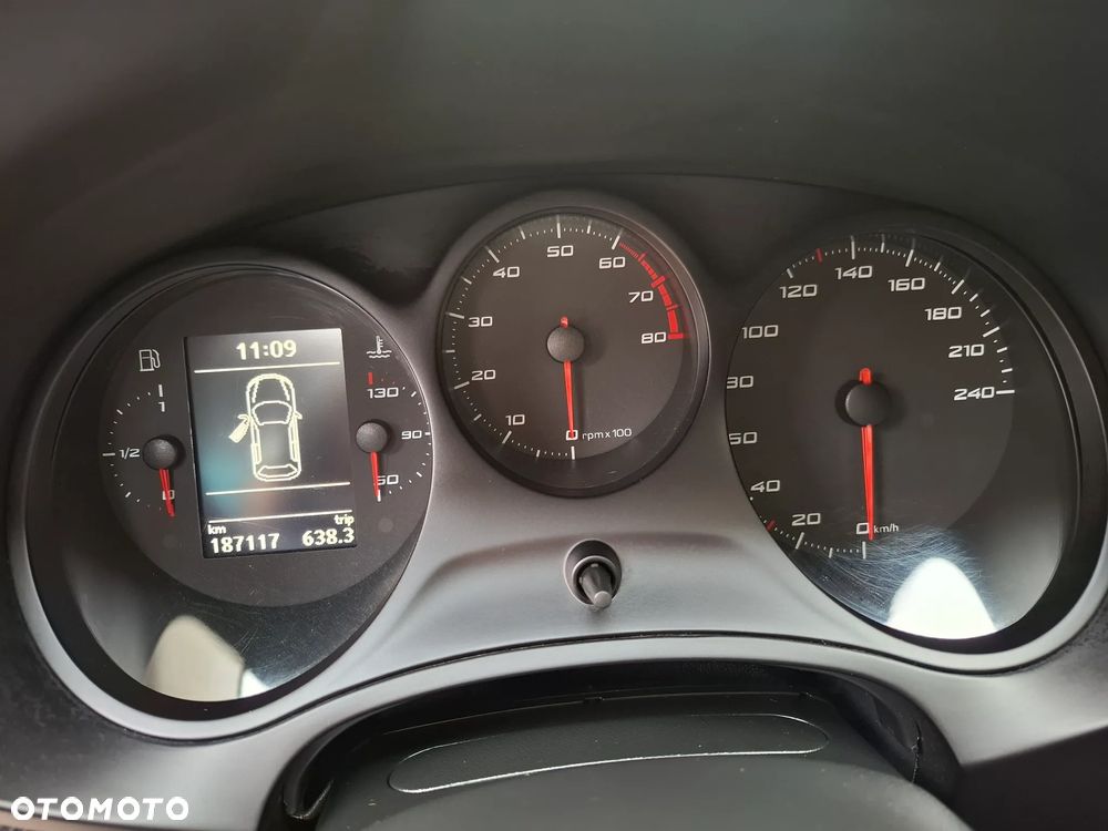 Seat Leon 1.2 TSI Ecomotive Style Copa - 25