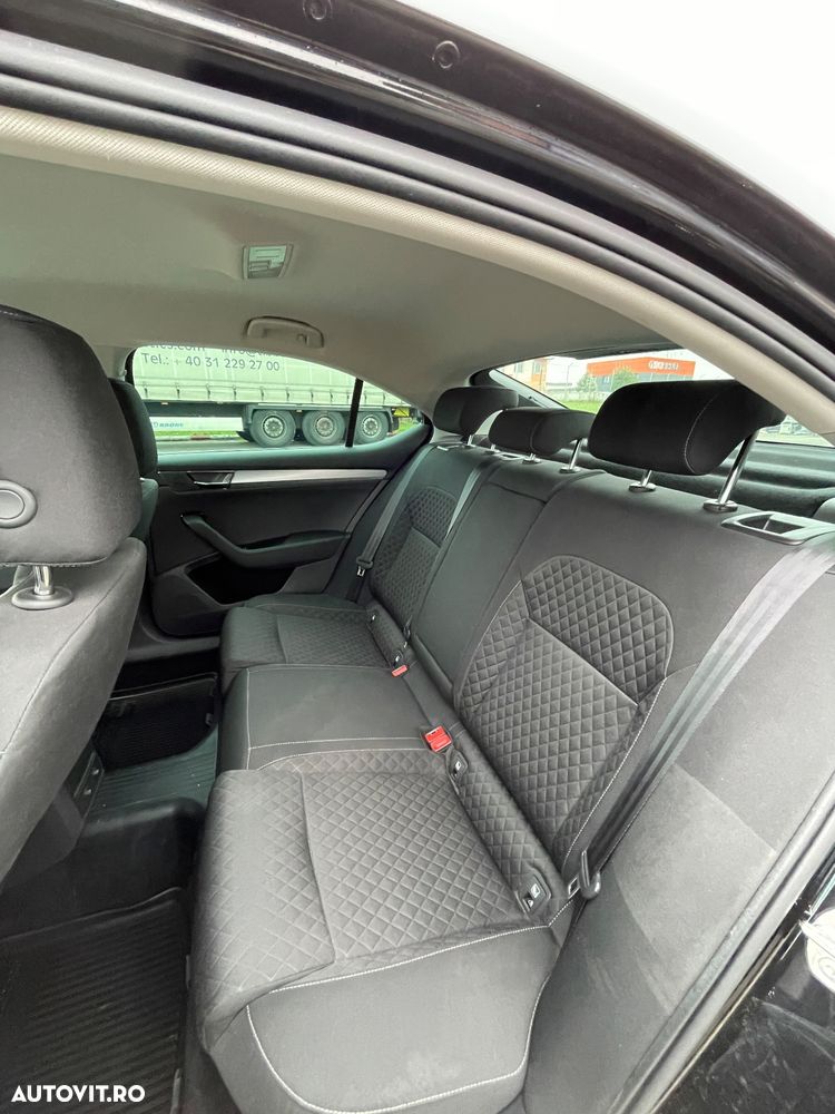 Skoda Superb 1.5 TSI DSG Ambition - 17