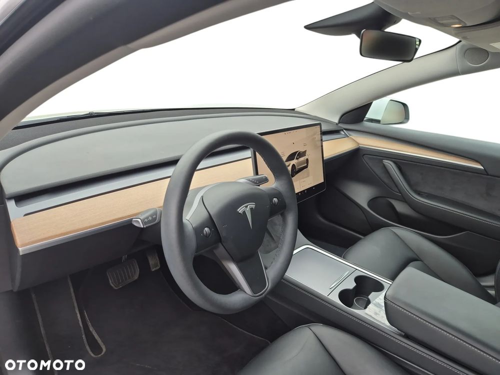 Tesla Model 3 Long Range RWD - 10