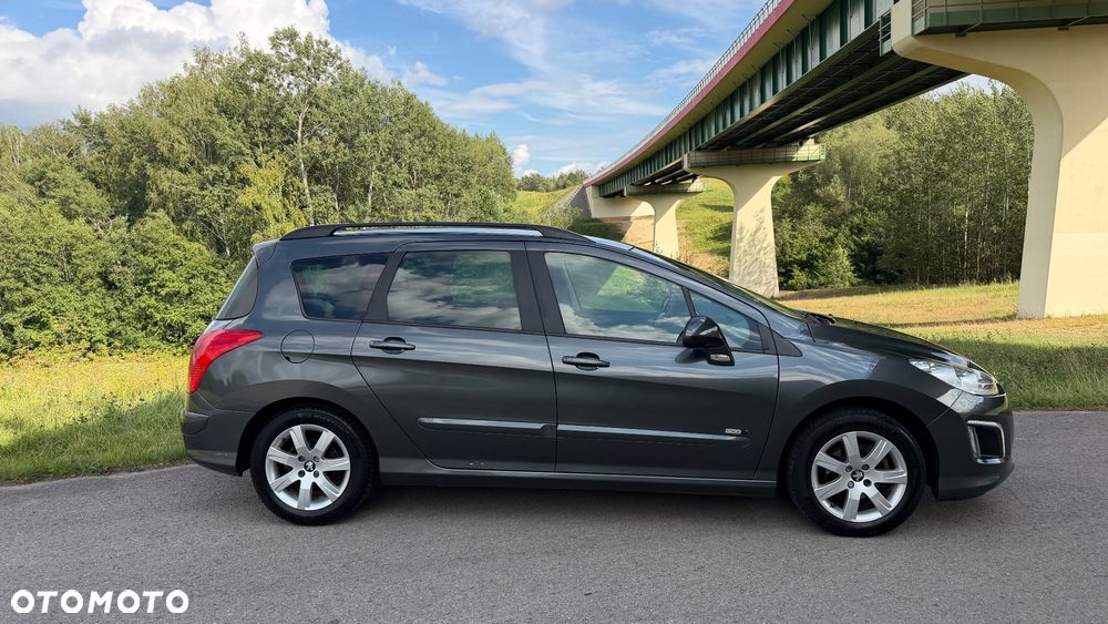 Peugeot 308 1.6 Premium - 6