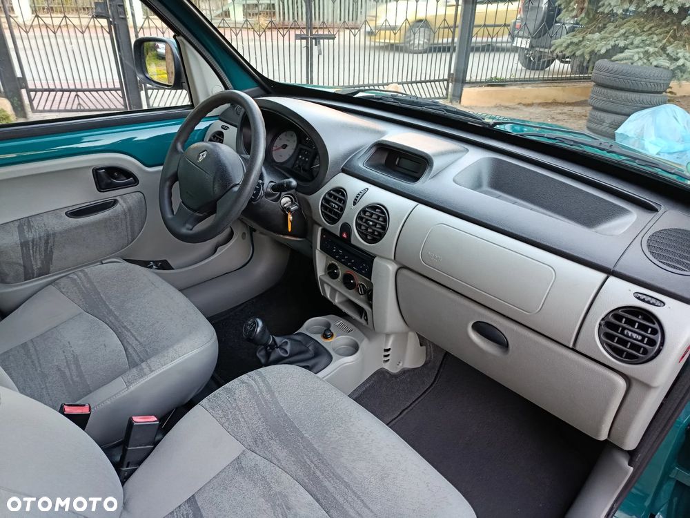 Renault Kangoo 1.6 16V Privilege - 21