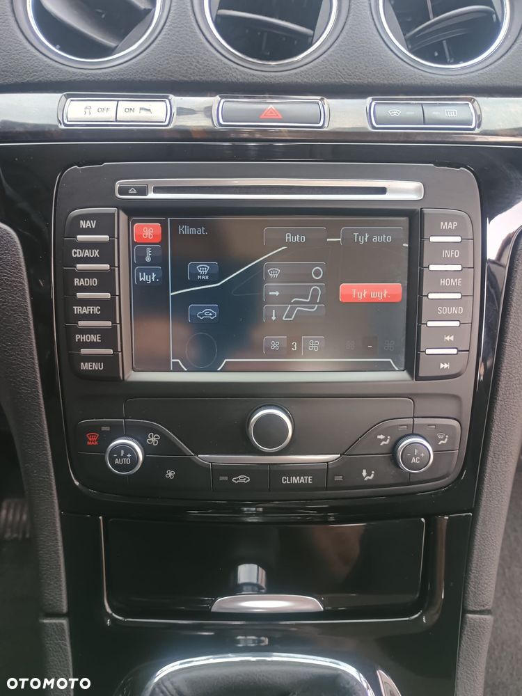 Ford Galaxy 2.0 TDCi Ghia - 13