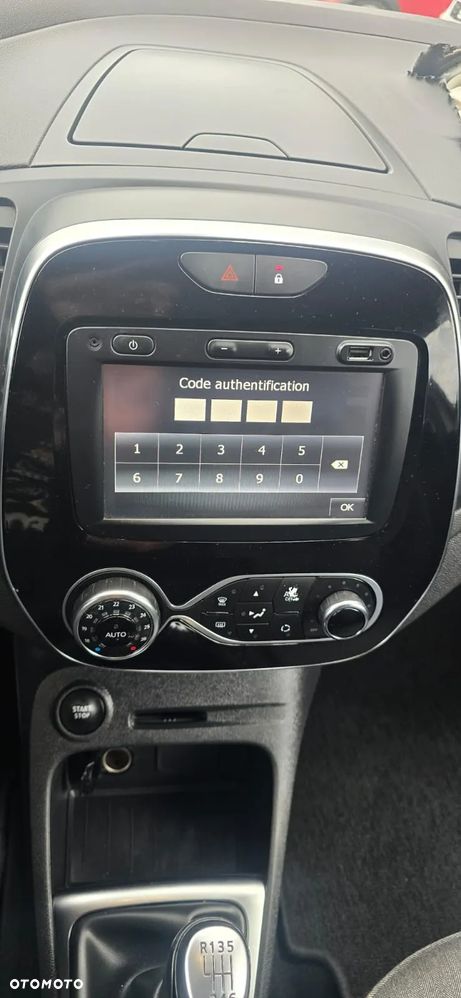 Renault Captur 1.2 Energy TCe Night&Day - 24