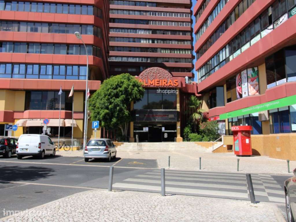 Loja em Oeiras no Centro Comercial das Palmeiras. - Grande imagem: 5/9
