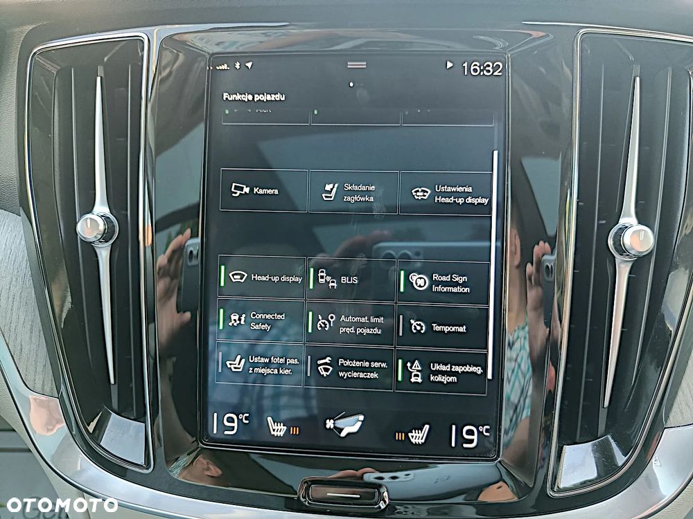 Volvo V60 D4 Geartronic Inscription - 32
