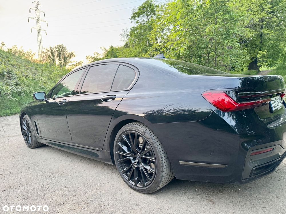 BMW Seria 7 750d xDrive sport - 10