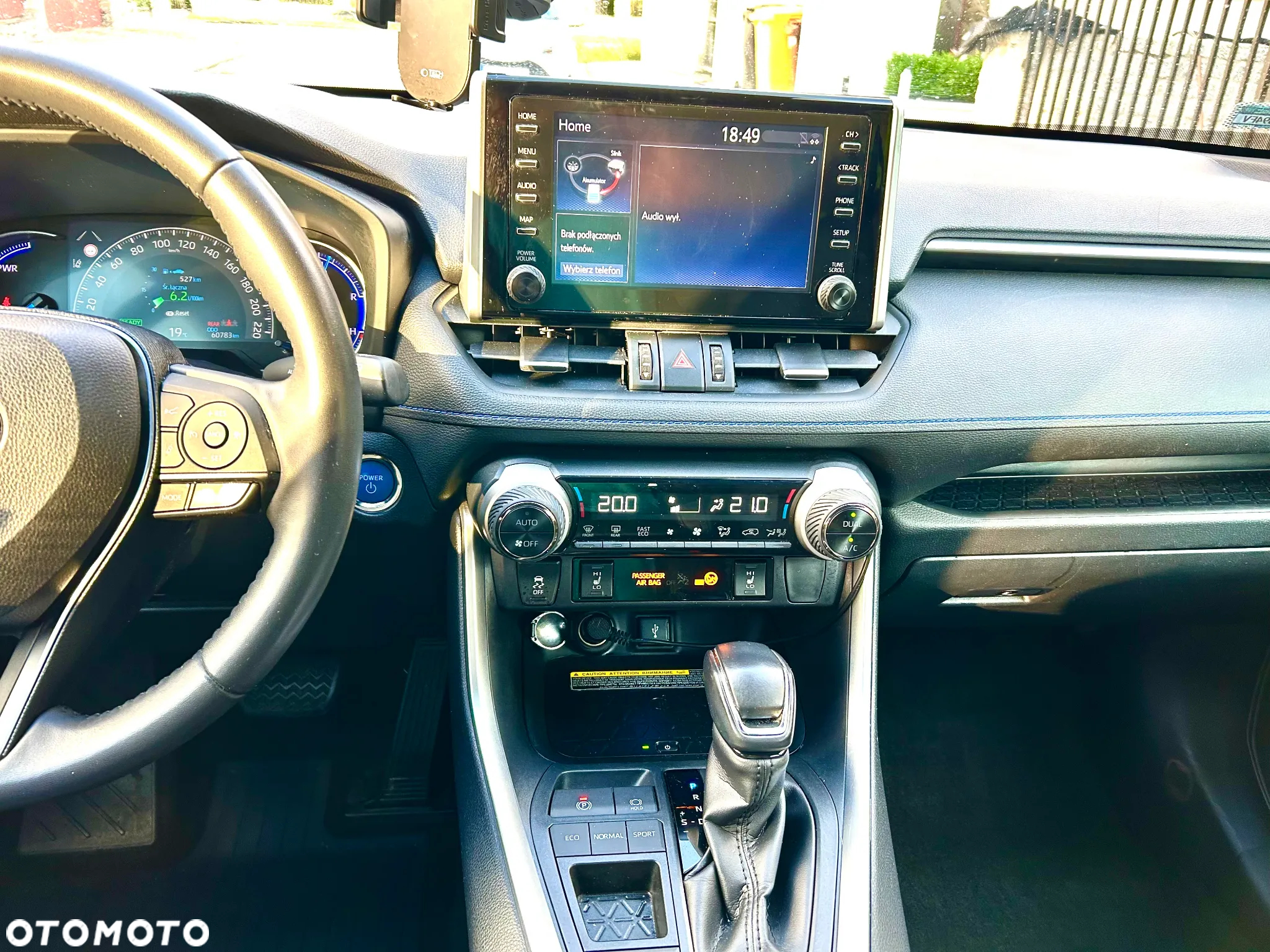 Toyota RAV4 - 9