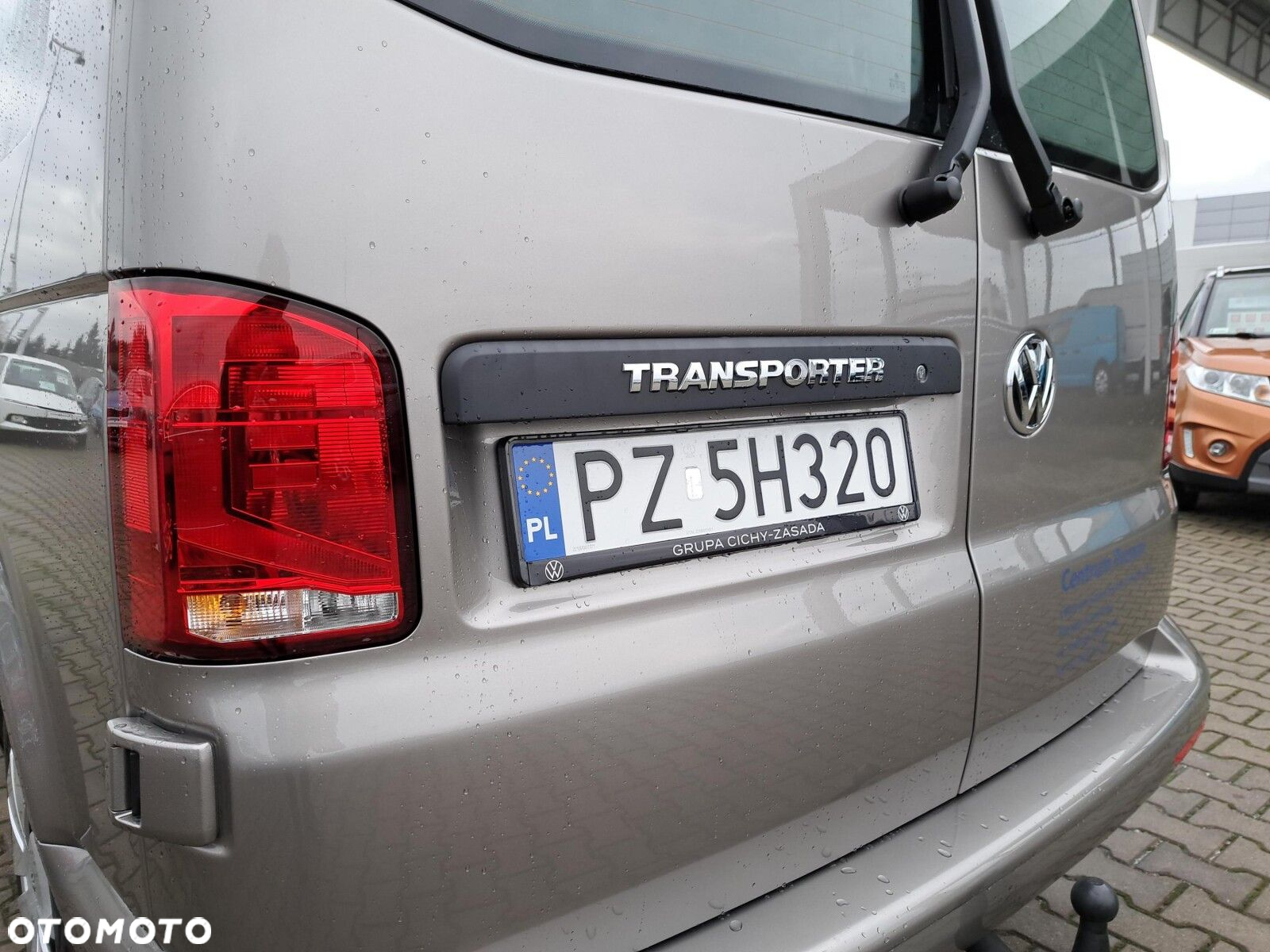 Volkswagen Transporter - 11