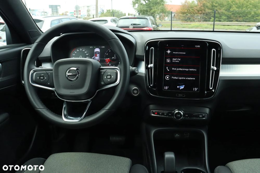 Volvo XC 40 T2 Core - 9