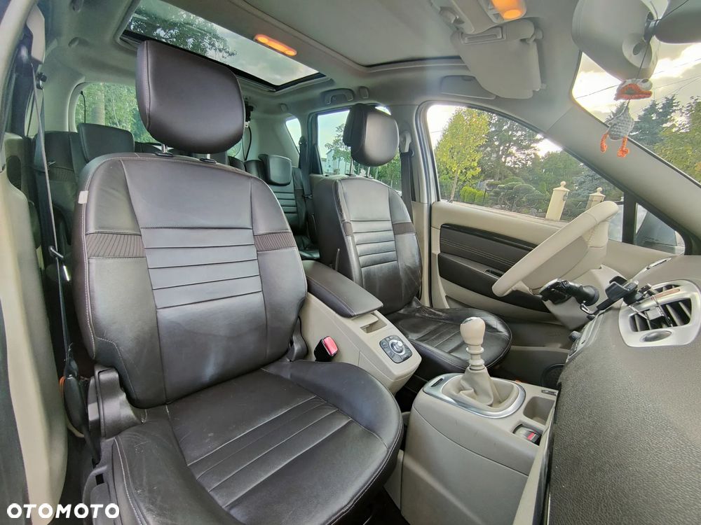 Renault Scenic - 9