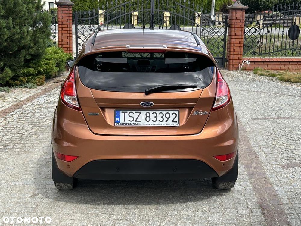 Ford Fiesta - 10