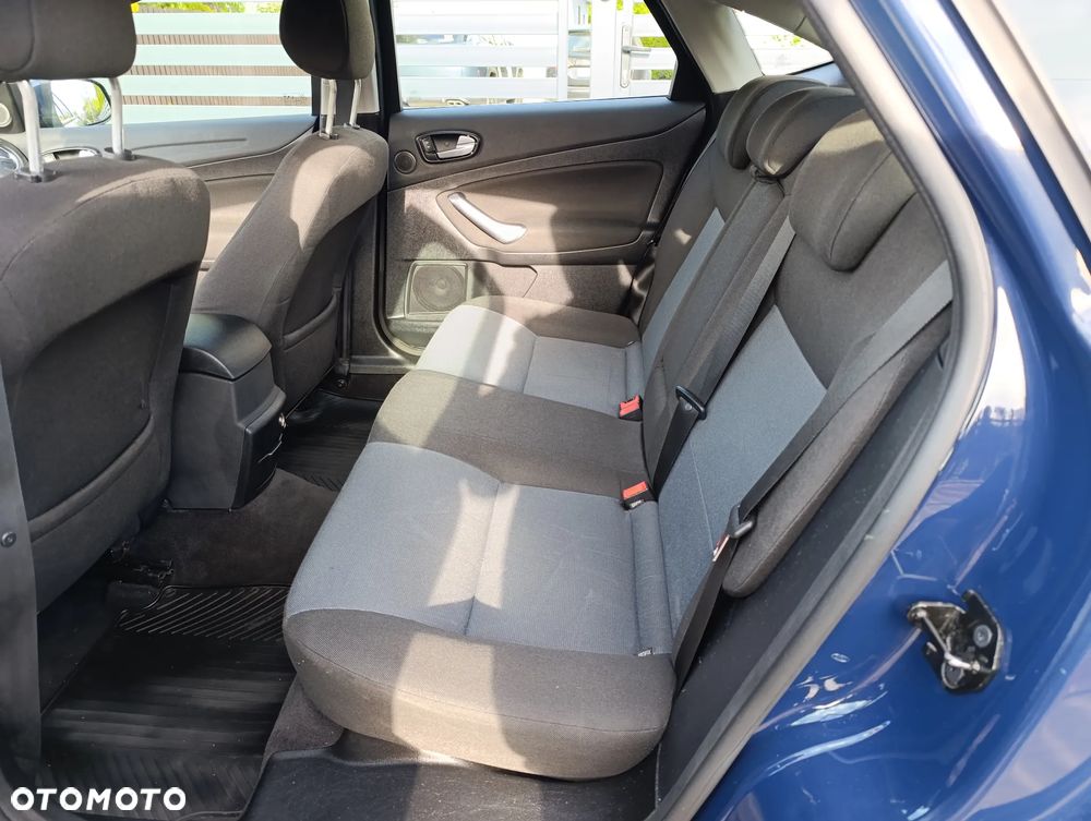 Ford Mondeo 1.8 TDCi Trend - 18