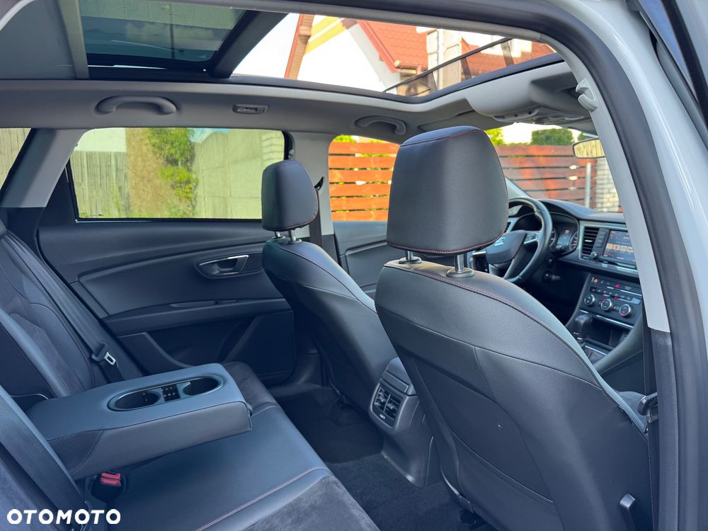Seat Leon 2.0 TDI DPF Start&Stop DSG FR - 25