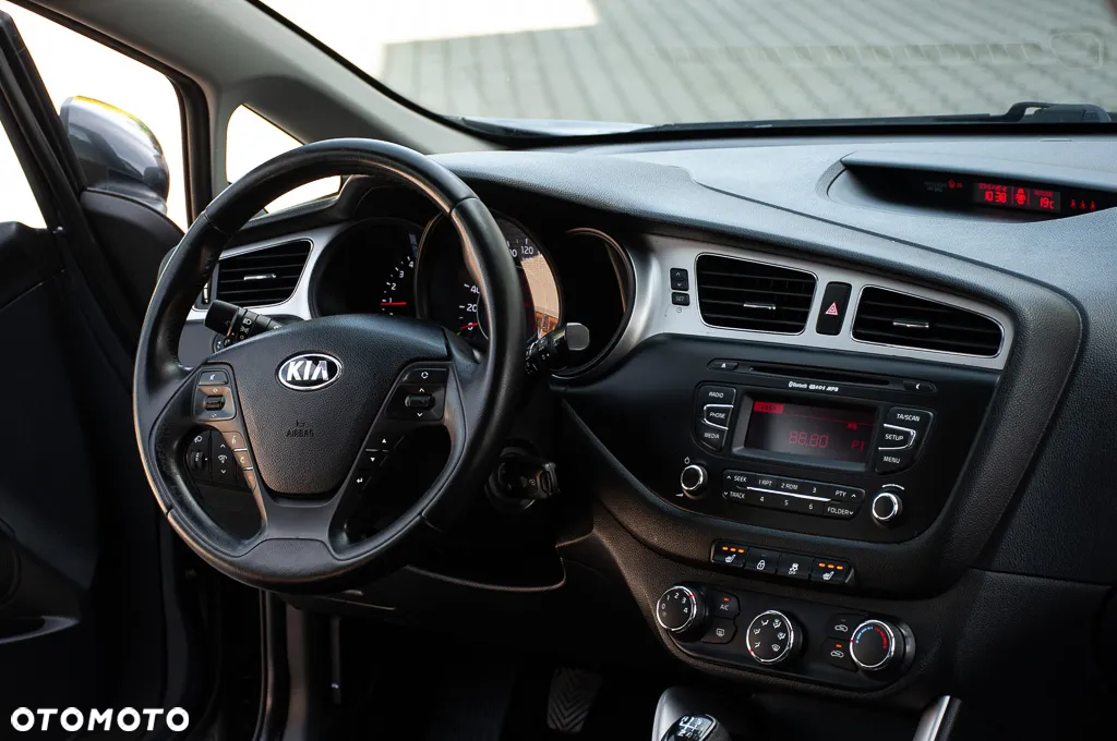 Kia Ceed Cee'd 1.6 CRDi XL - 38