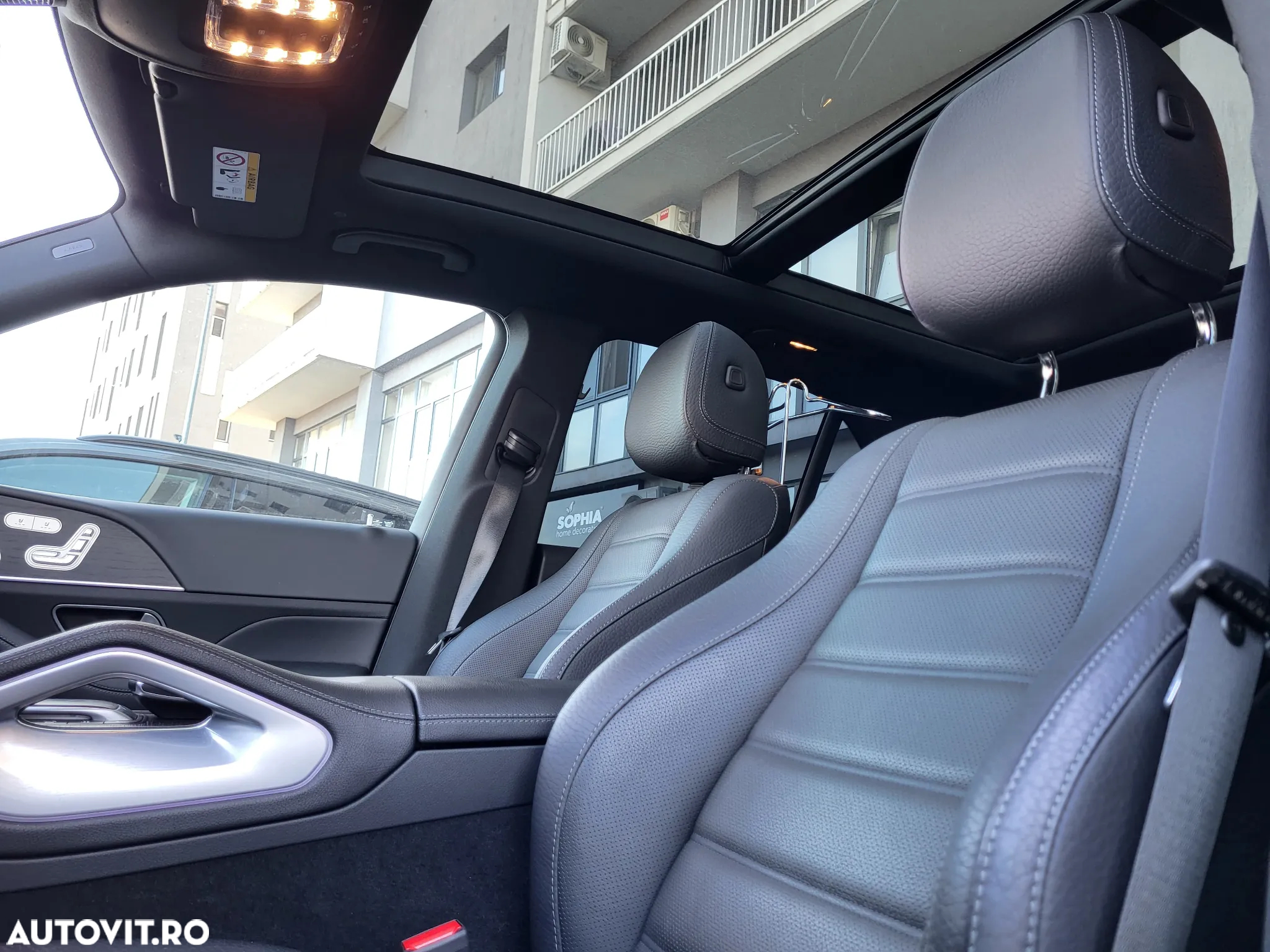 Mercedes-Benz GLE 400 d 4Matic 9G-TRONIC AMG Line - 13