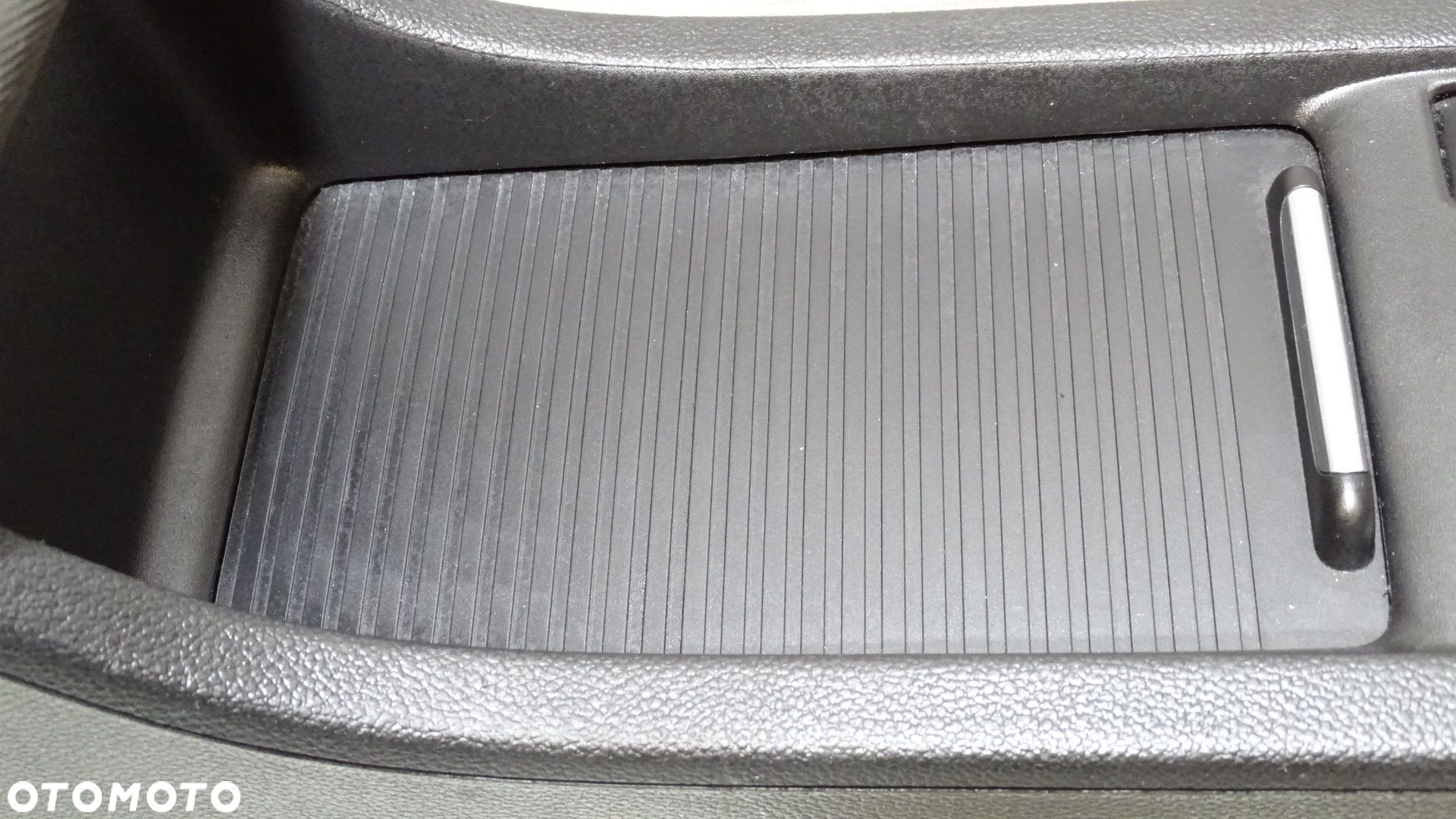 PODŁOKIETNIK TUNEL ŚRODKOWY VAUXHALL ASTRA J 2.0CDTI 13258342 - 4
