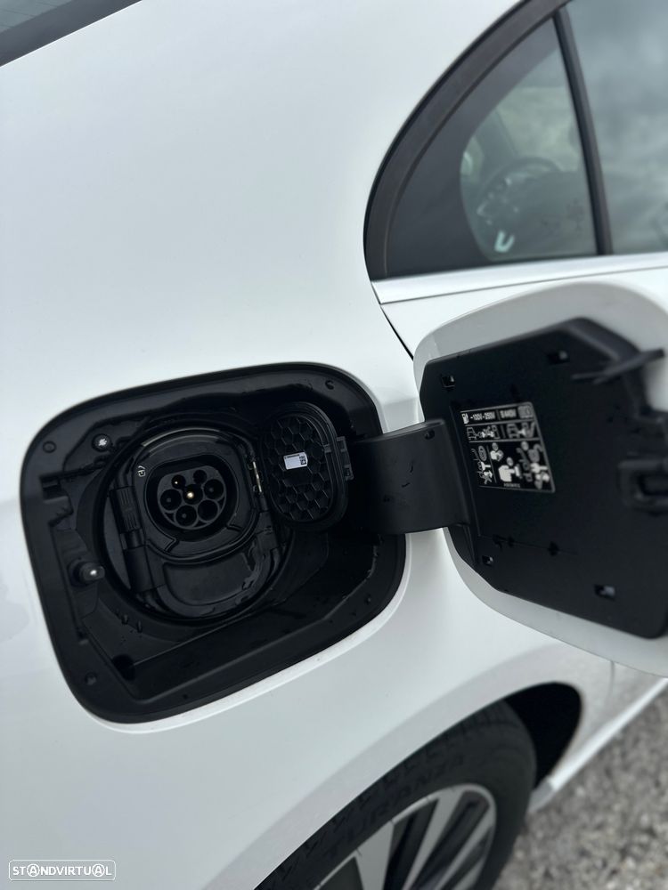 Mercedes-Benz A 250 Limousine e Style Plus - 5