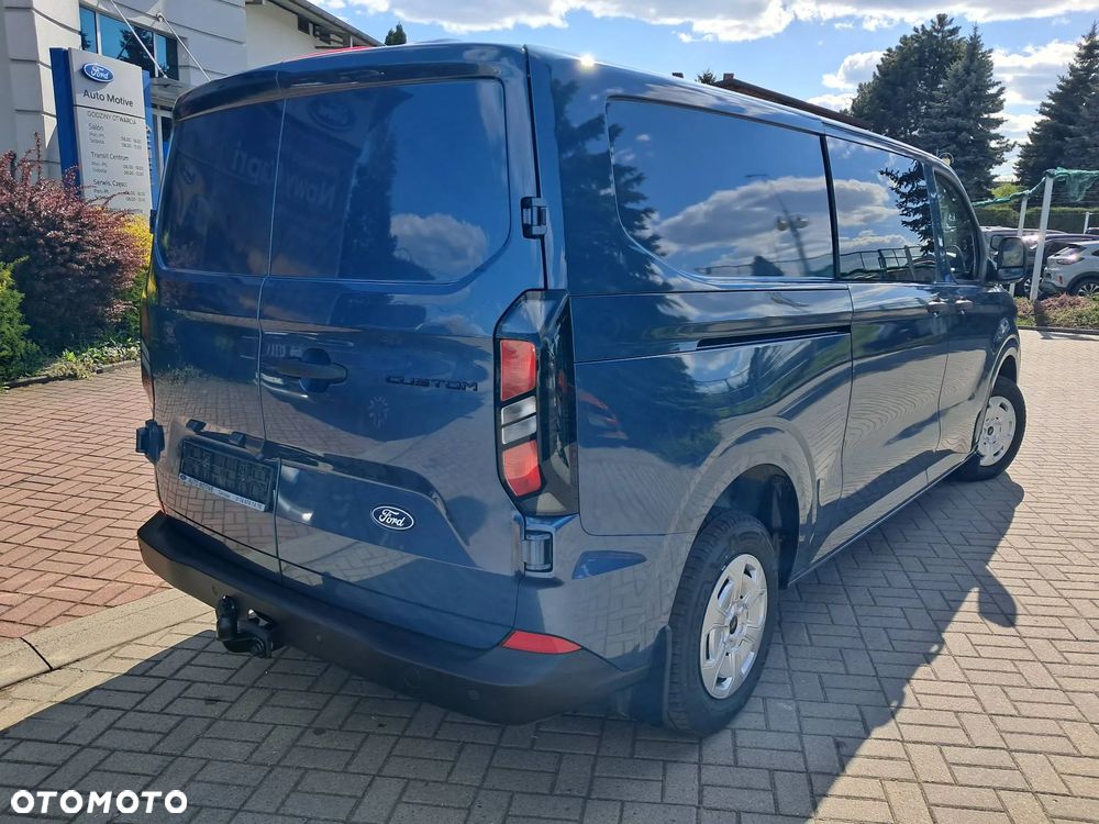 Ford Transit Custom - 11
