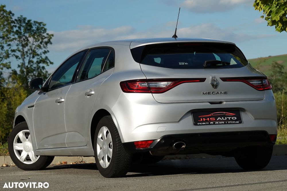 Renault Megane ENERGY TCe 130 LIMITED - 3