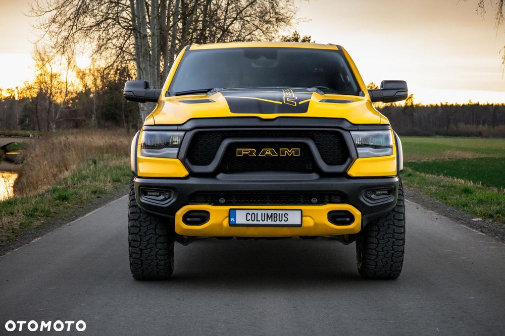 RAM 1500 Crew Cab Shortbed Rebel - 36