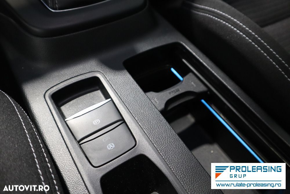 Ford Focus - 11