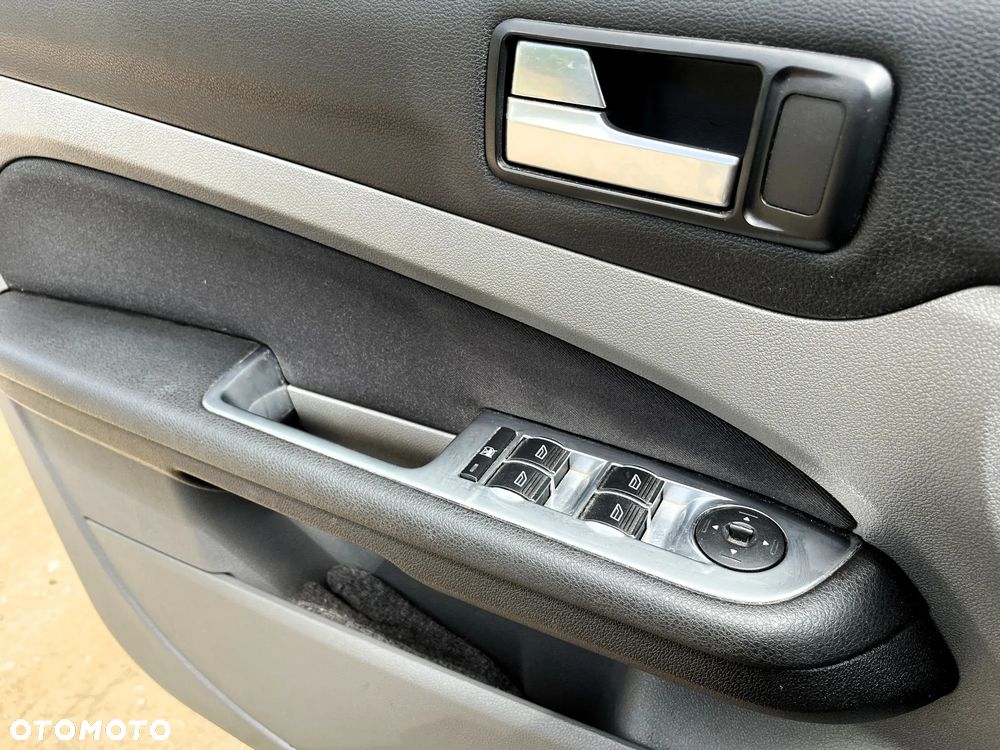 Ford Focus 1.8 Titanium - 30