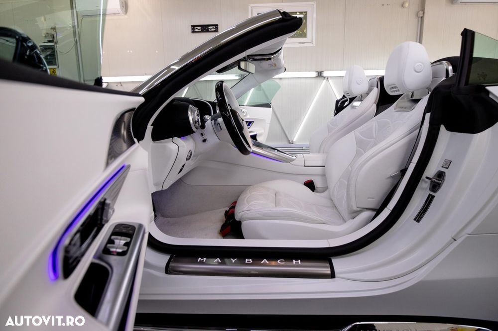 Mercedes-Benz SL 680 Maybach Monogram Series - 17