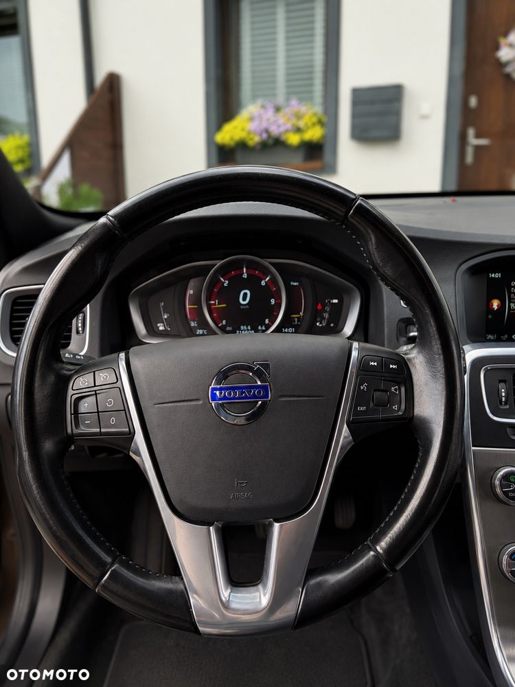 Volvo V60 Cross Country D4 Drive-E Summum - 20