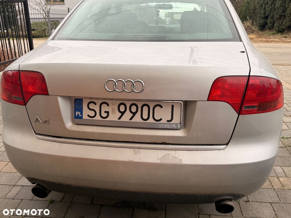 Audi A4 Limousine 2.0T FSI Quattro - 4