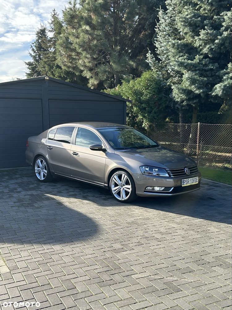 Volkswagen Passat - 5