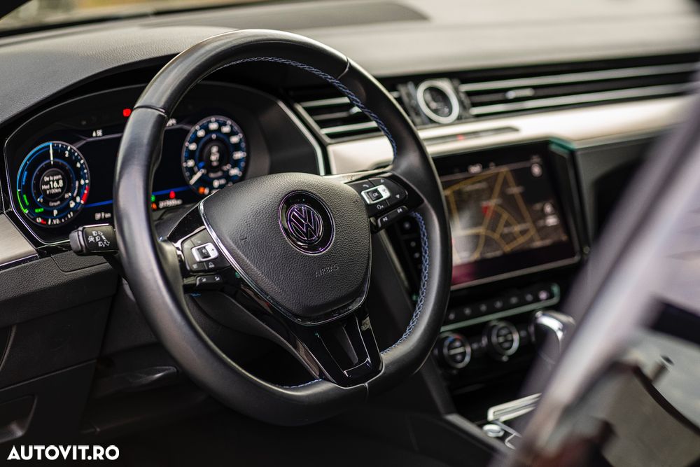 Volkswagen Passat Variant 1.4 TSI Plug-In-Hybrid DSG GTE - 12
