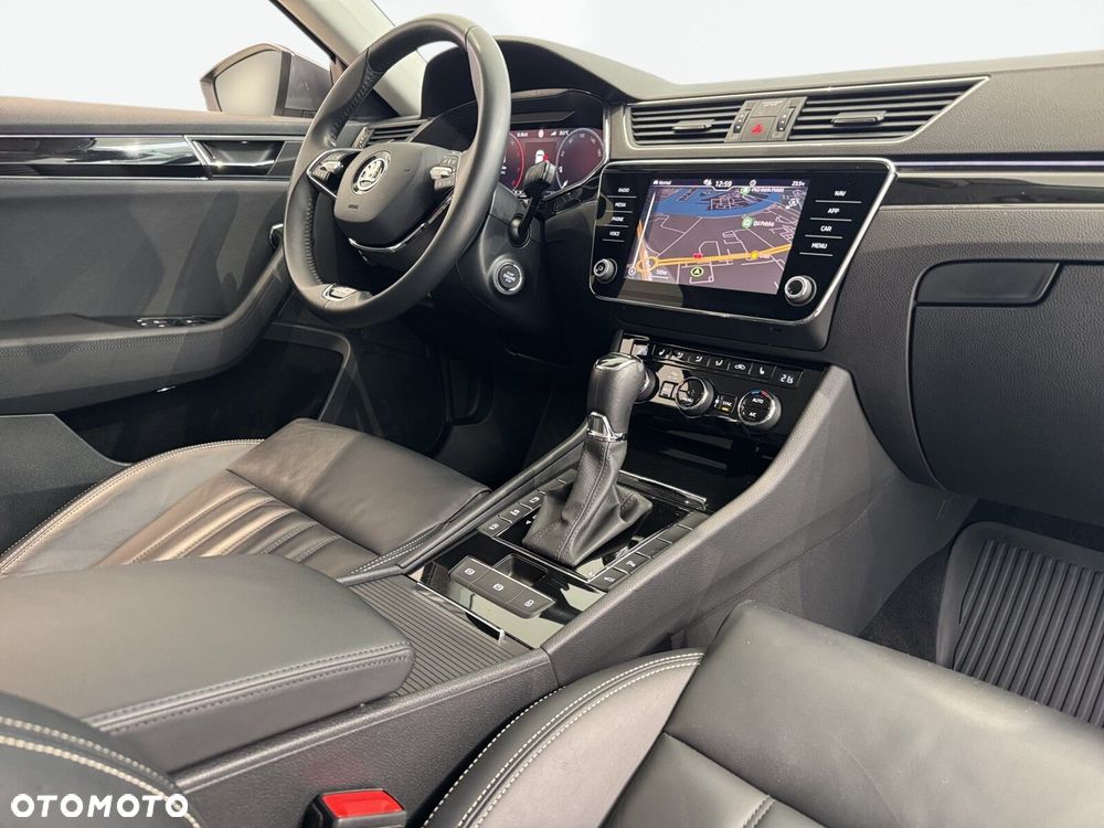 Skoda Superb 2.0 TDI SCR L&K DSG - 24