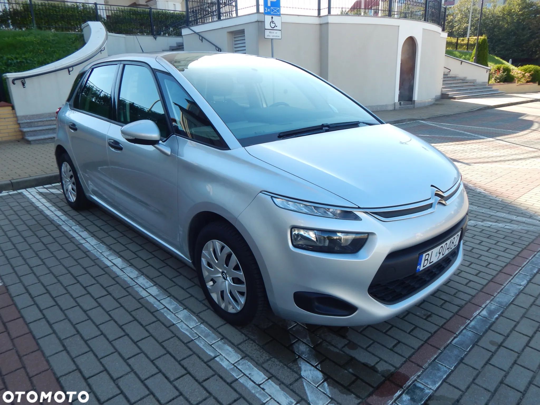 Citroën C4 Picasso 1.6 VTi Attraction - 1