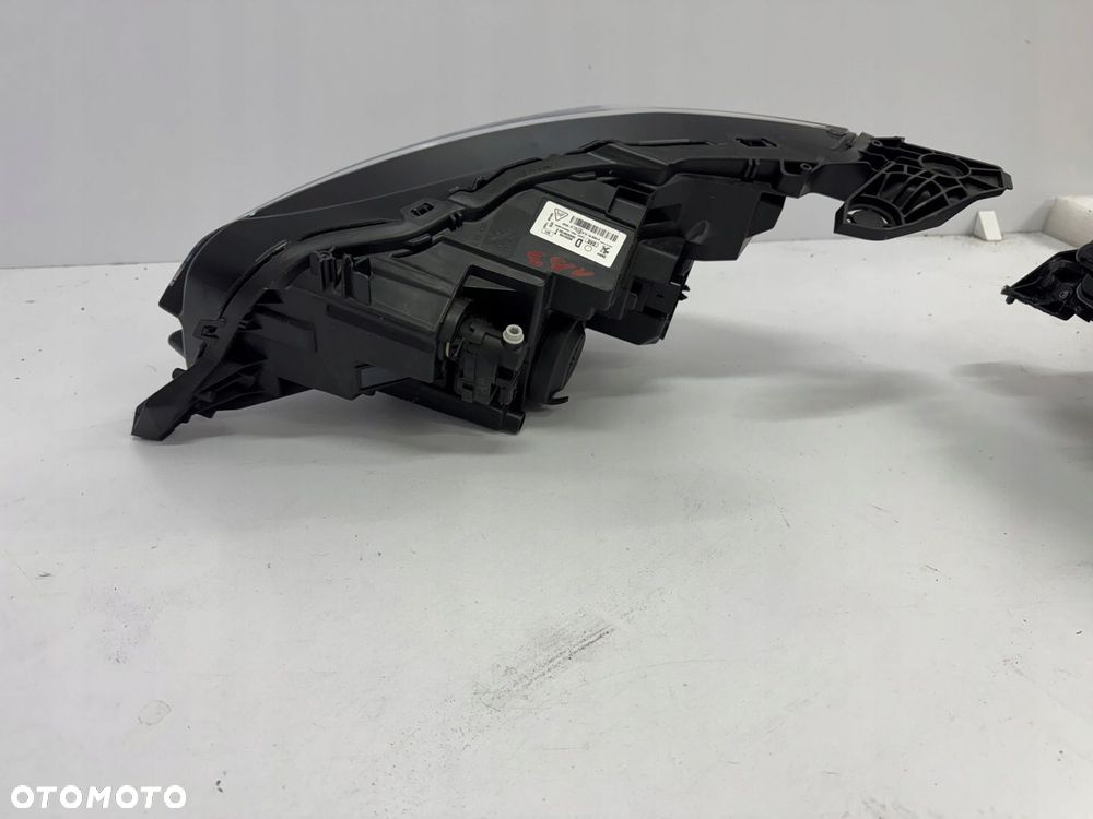 LAMPY PRZEDNIE PRZÓD PEUGEOT 208 II LED MIDLED - 6