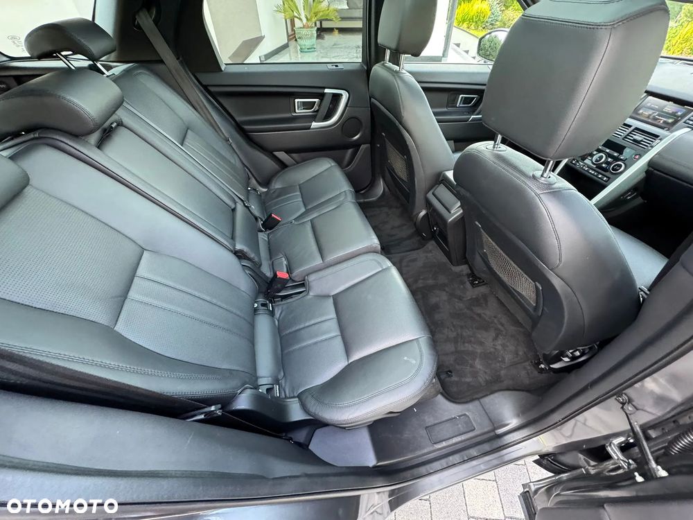 Land Rover Discovery Sport D150 R-Dynamic HSE - 9
