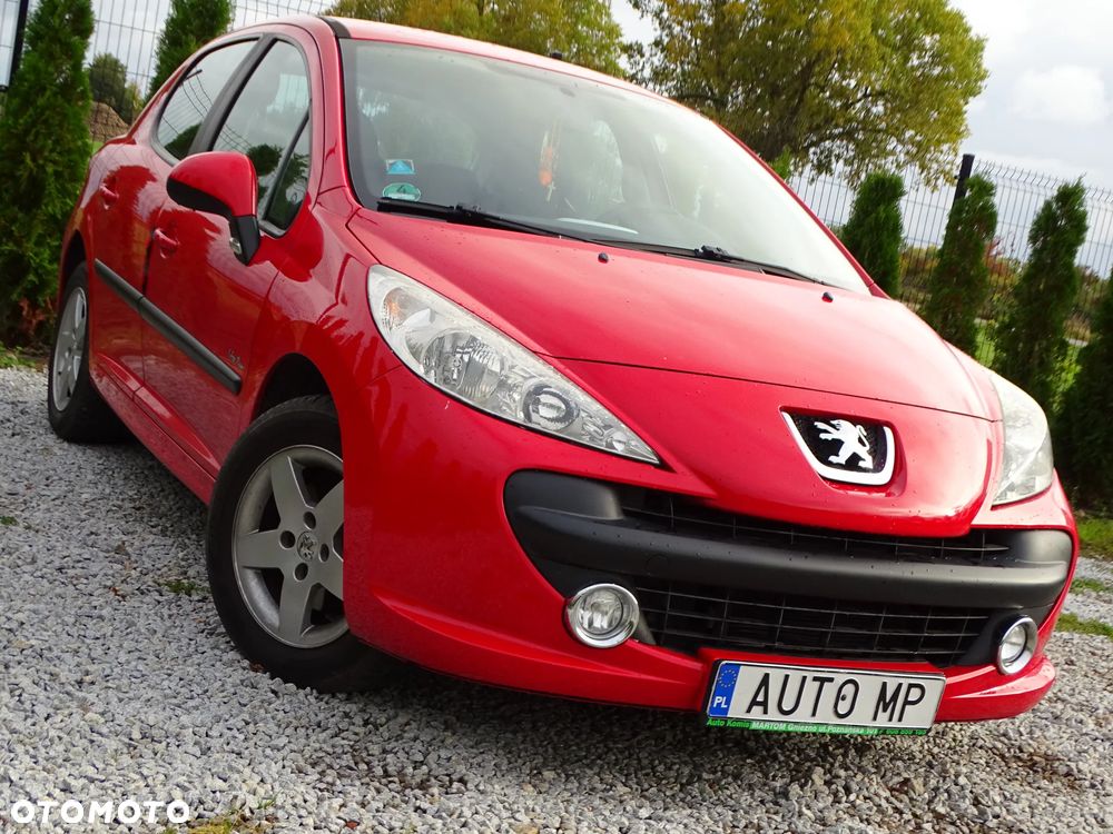 Peugeot 207 1.4 Trendy - 25