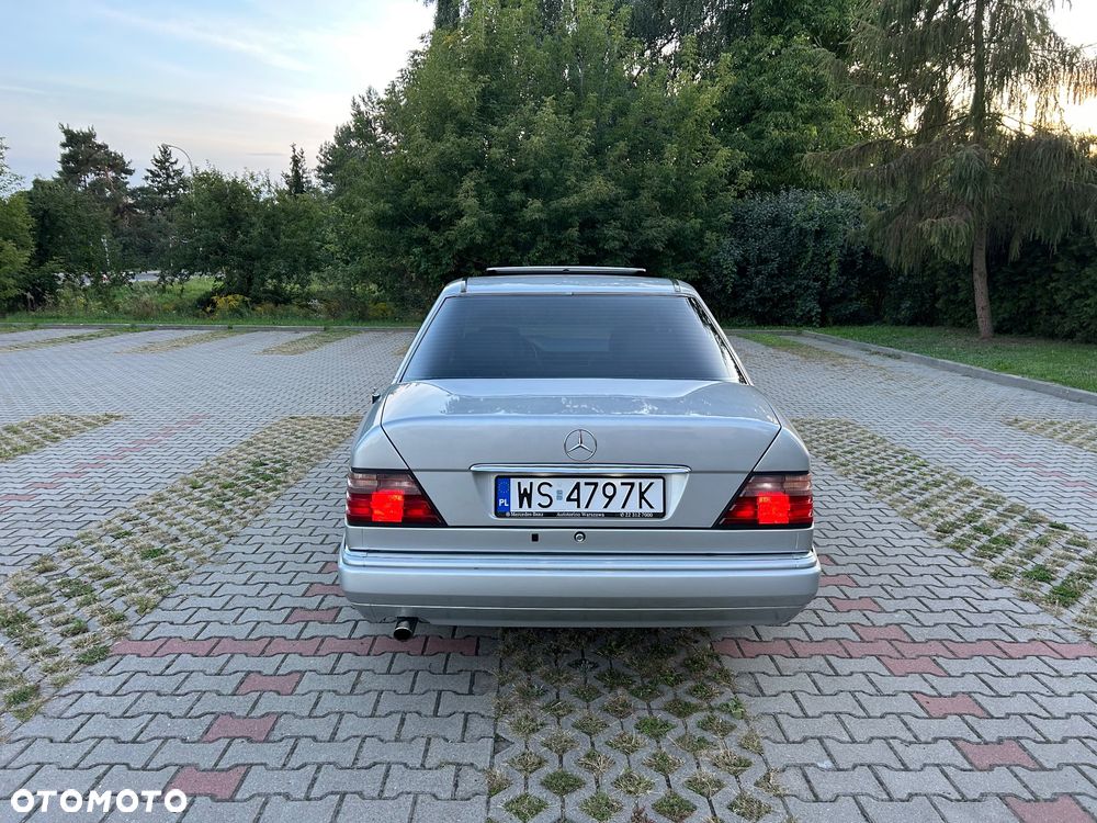 Mercedes-Benz Klasa E - 6