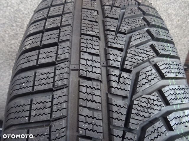 235/65/R17 108V Hankook winter i cept evo 2 - 1