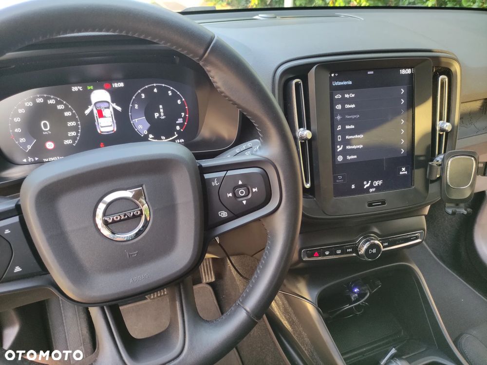 Volvo XC 40 - 16