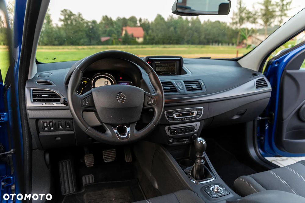 Renault Megane ENERGY TCe 115 Start & Stop Authentique - 33