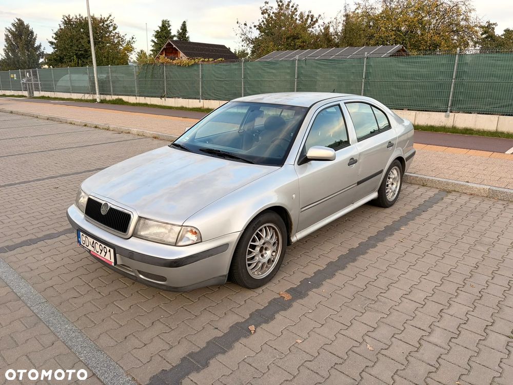 Skoda Octavia 1.8 SLX - 1