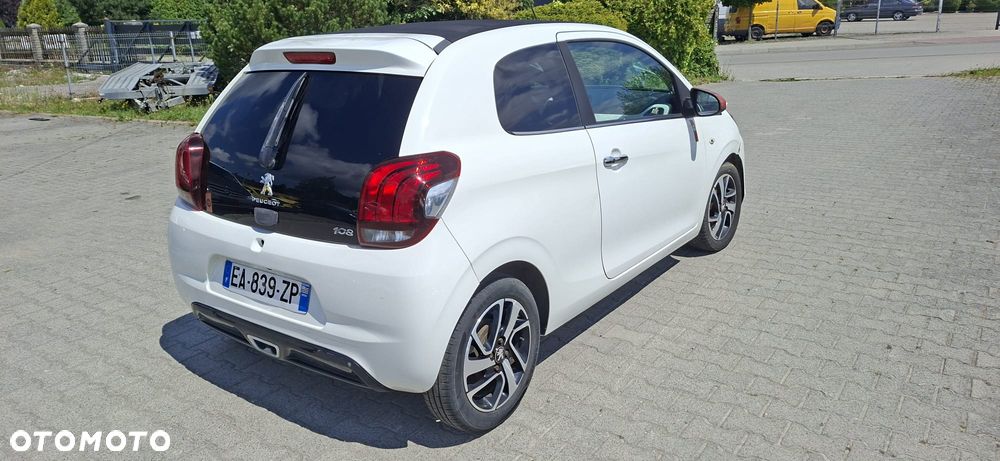 Peugeot 108 PureTech 82 Top Roland Garros - 3