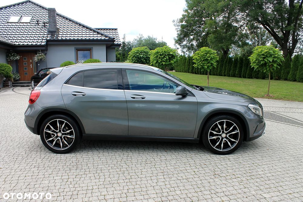 Mercedes-Benz GLA 200 (CDI) d 7G-DCT Urban - 31