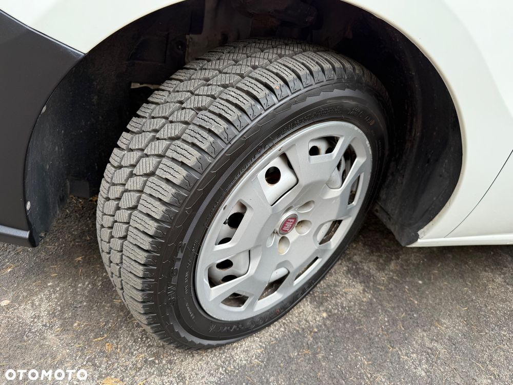 Fiat Doblo - 32