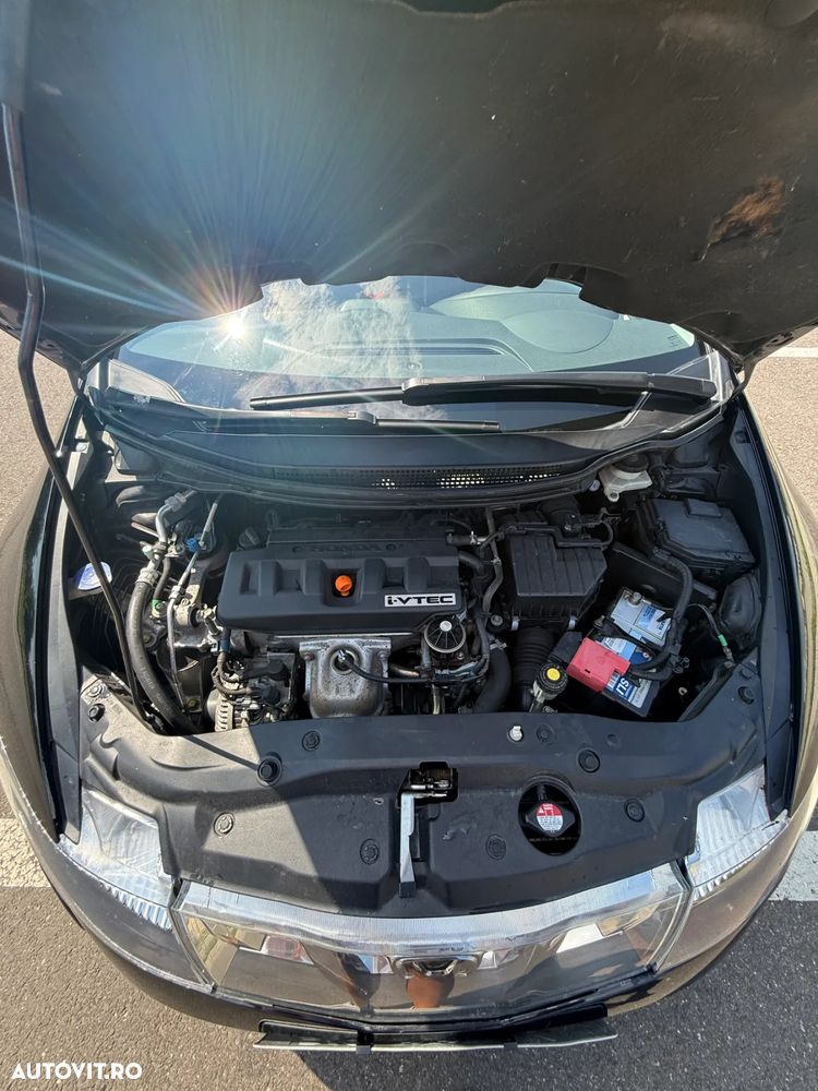 Honda Civic 1.8 Automatic Sport - 8