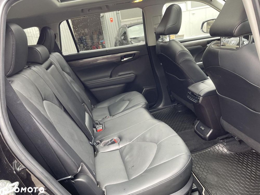 Toyota Highlander - 13