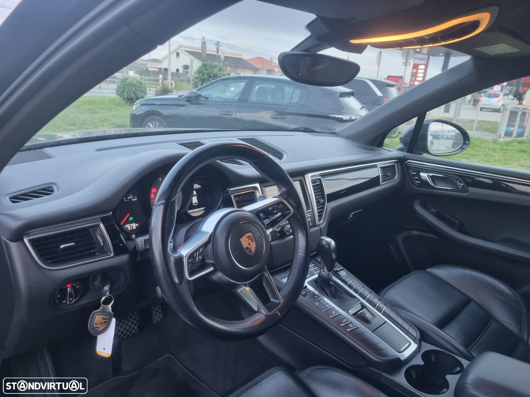 Porsche Macan S All Weather - 11