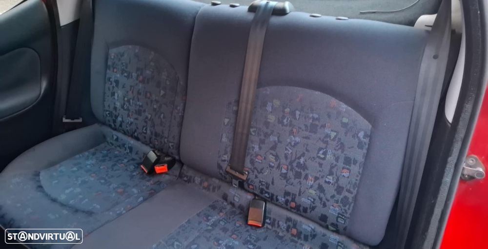 Peugeot 206 1.1 XR - 13