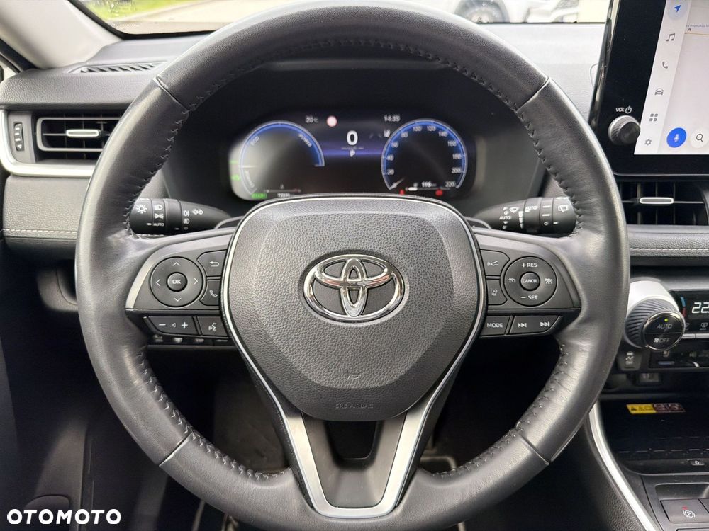 Toyota RAV4 - 16